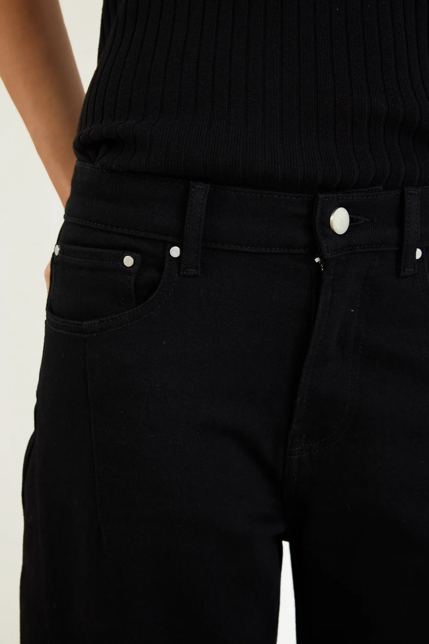 Among The Brave Graduate Stretch Barrel Jeans - Black - Image 7