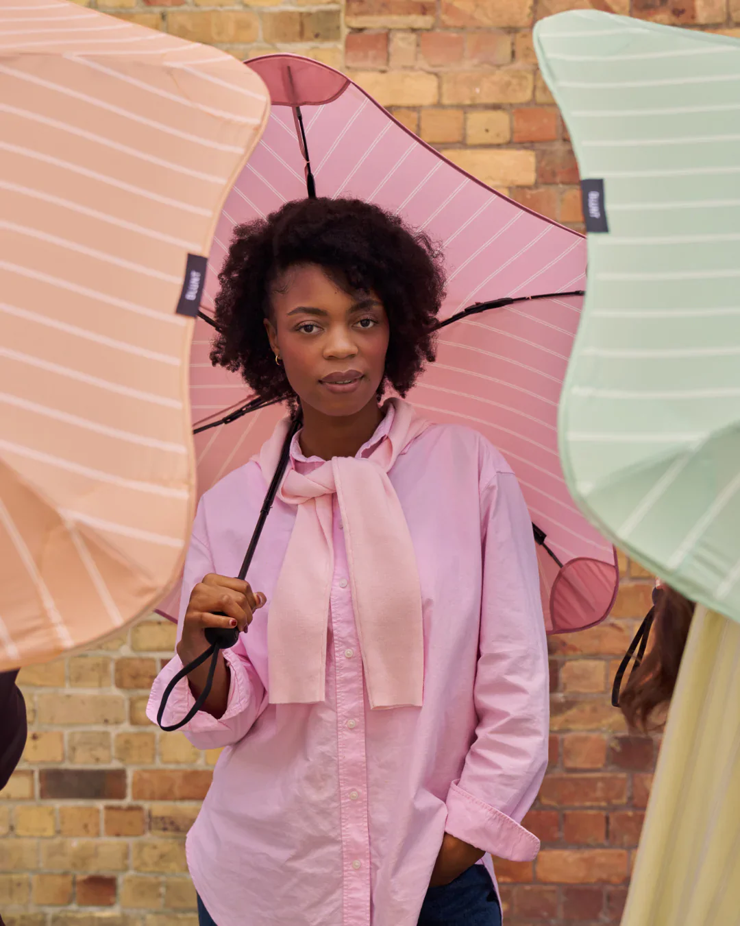 Blunt Metro Umbrella - Strawberry - Image 4