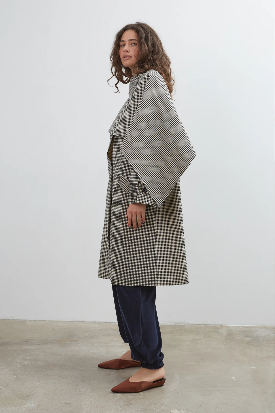 Commonplace Lady Gingham Trench - Black/White - Image 6