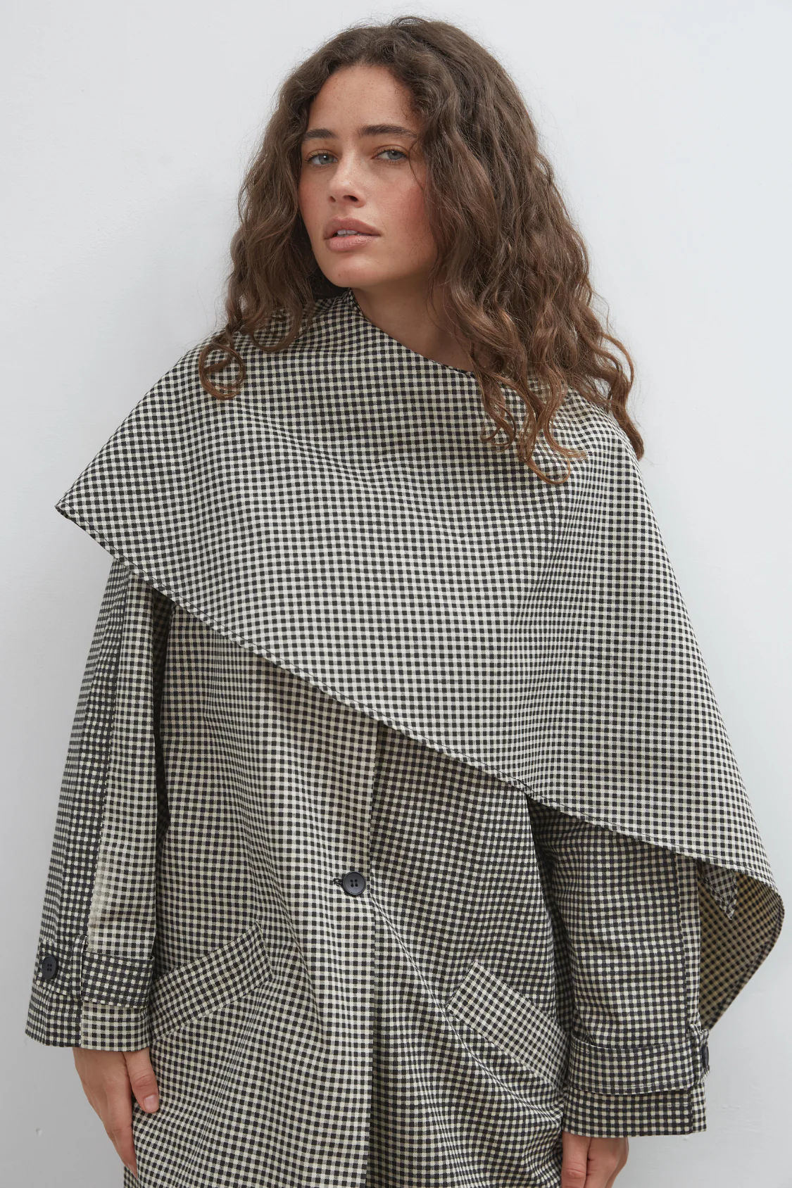 Commonplace Lady Gingham Trench - Black/White - Image 9