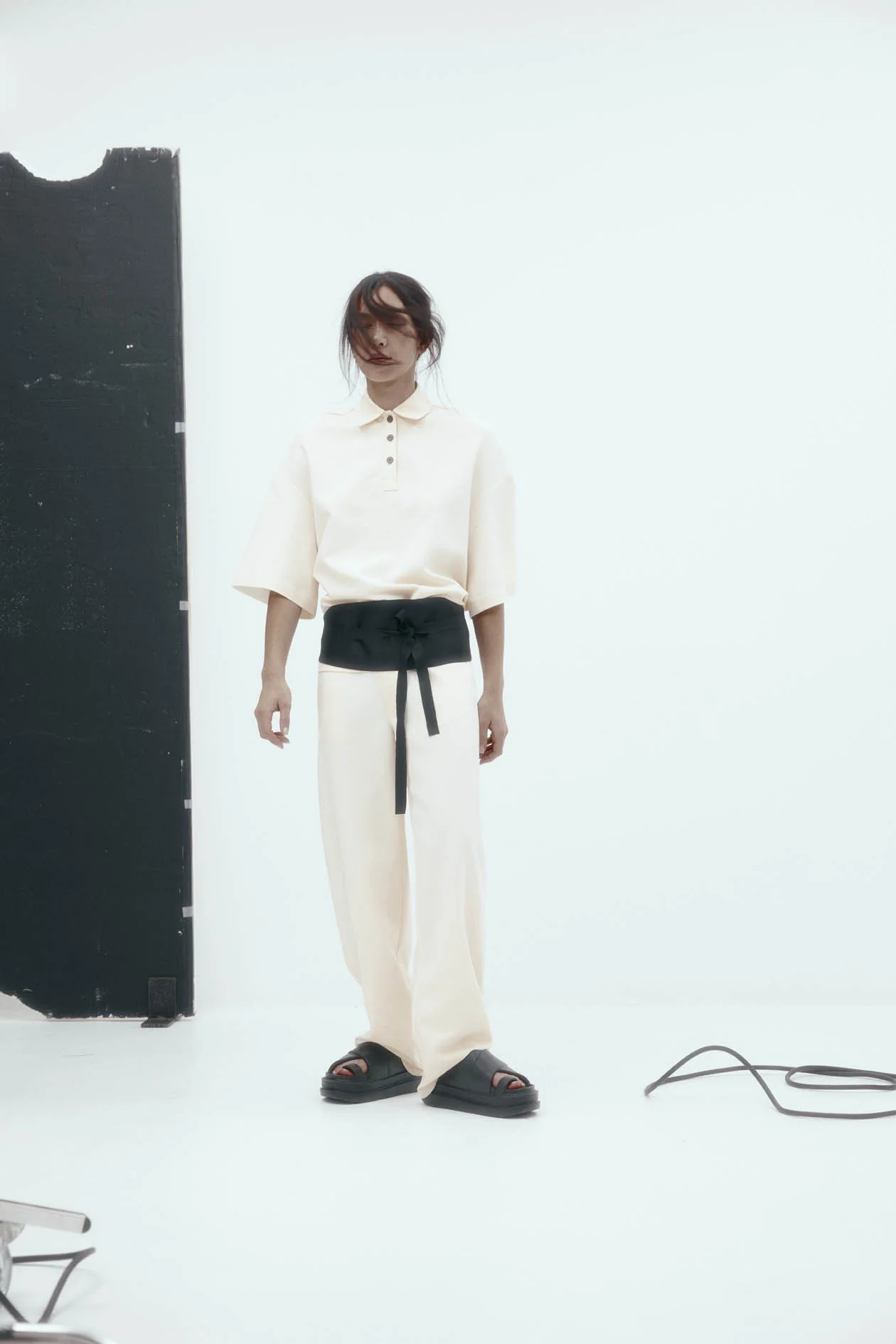 Harris Tapper Dean Trouser - Cream - Image 10