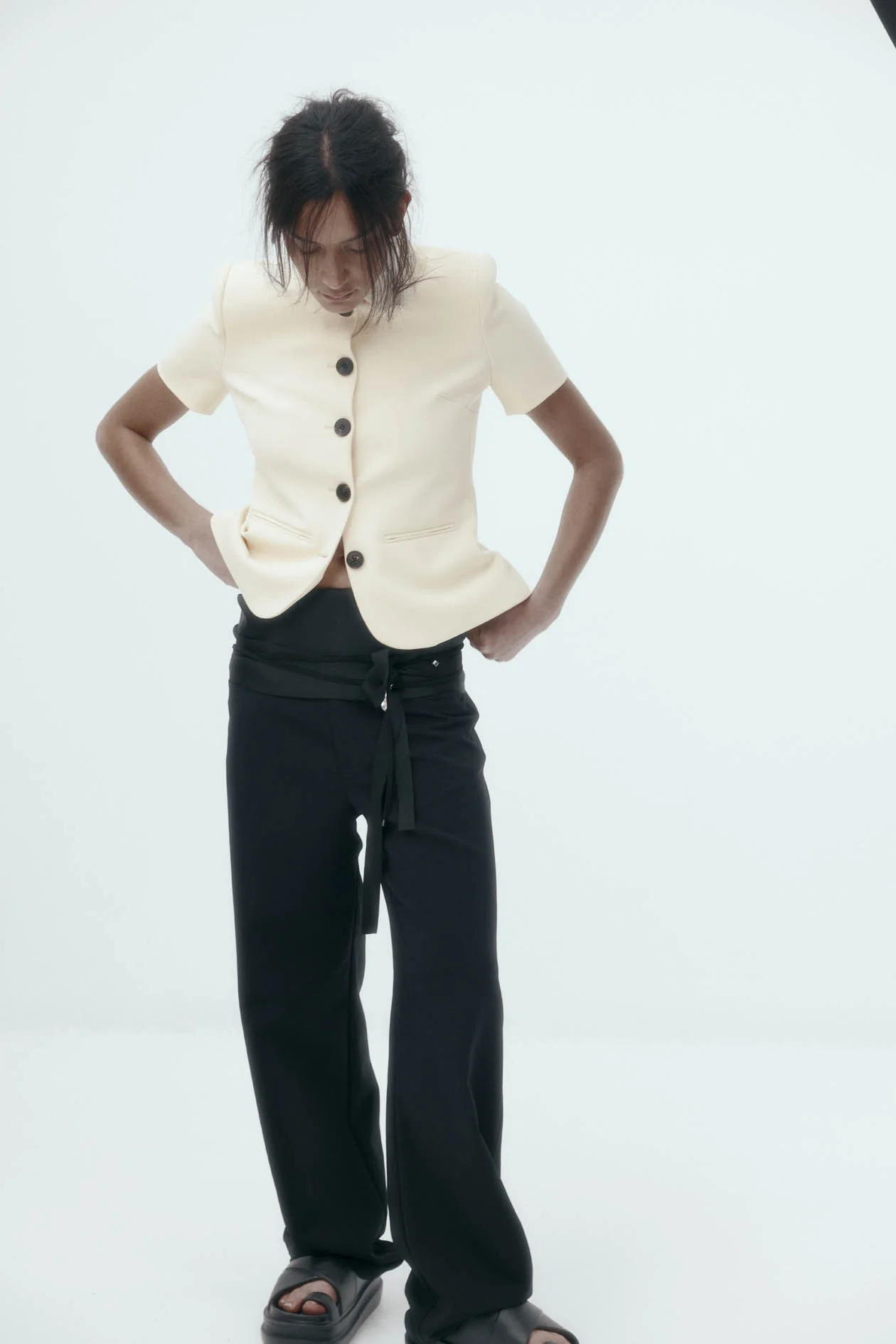 Harris Tapper Short Sleeve Bardot Blazer - Bone - Image 3