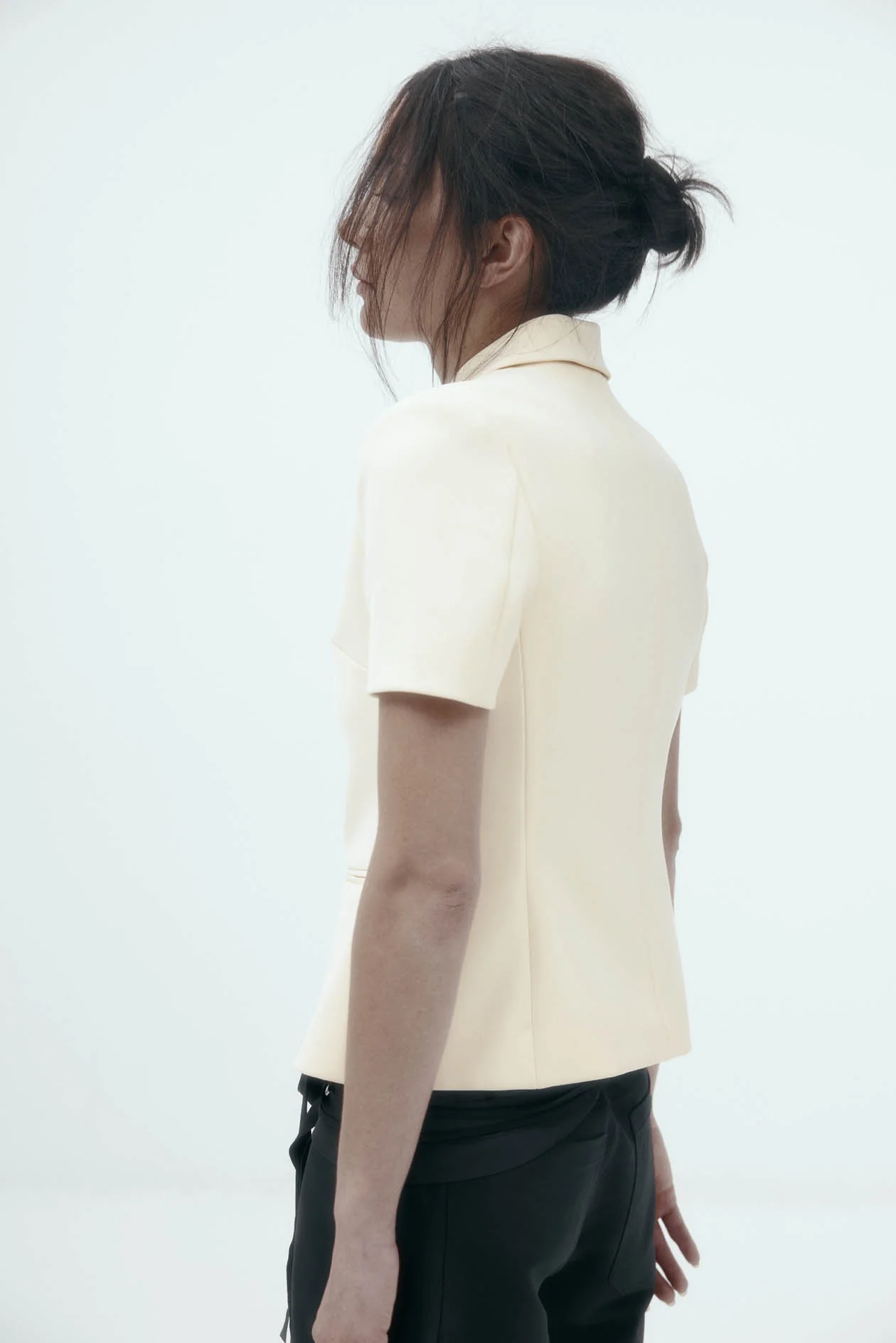 Harris Tapper Short Sleeve Bardot Blazer - Bone - Image 9