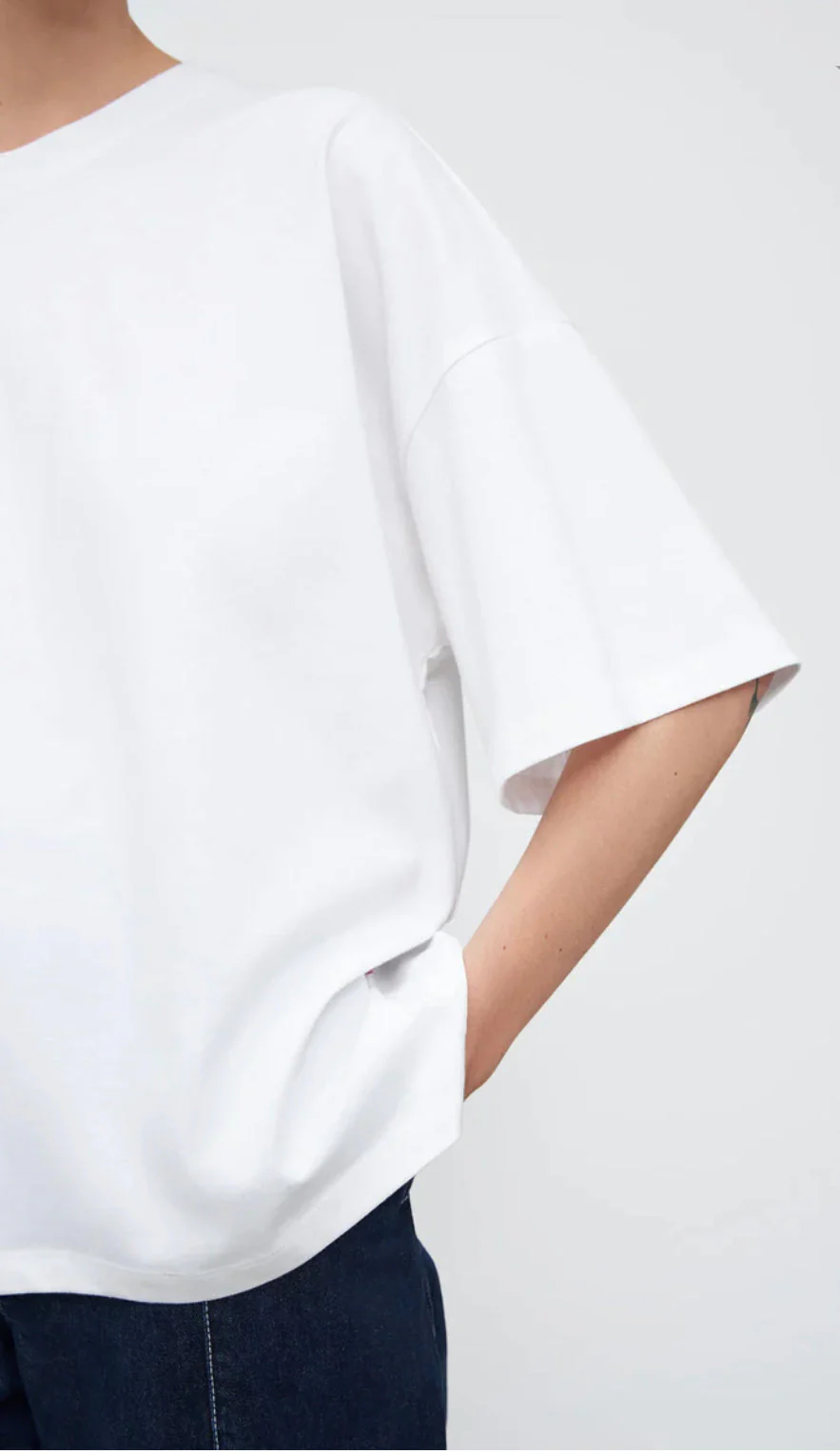Kowtow Oversized Boxy Tee - White - Image 4