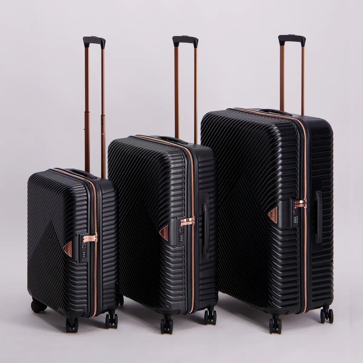 Saben Large Suitcase Luggage Bag - Black - Image 10