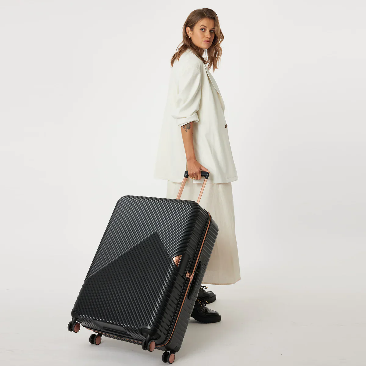 Saben Large Suitcase Luggage Bag - Black - Image 4