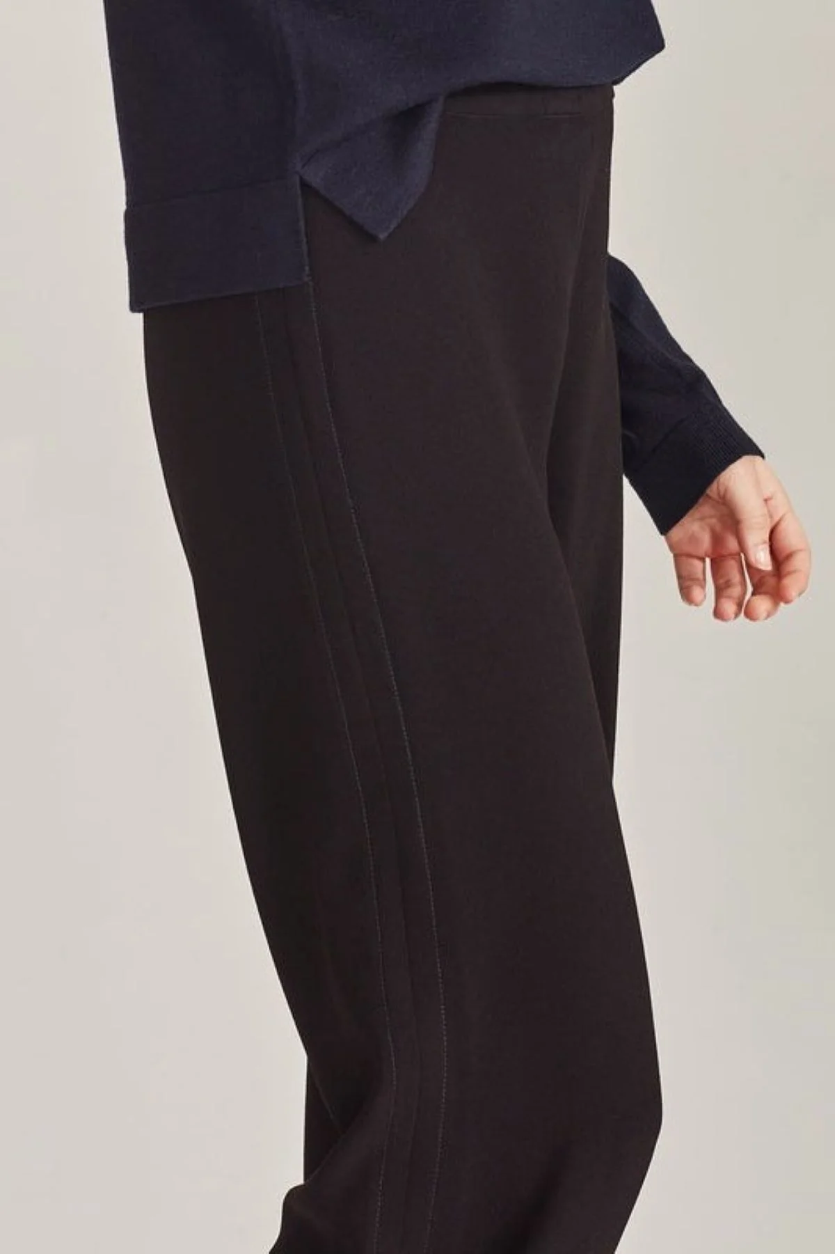 Sills + Co Longline Landscape Pant - Black - Image 3
