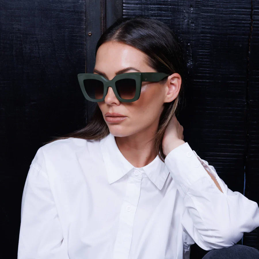 Valley Eyewear Brigada - Matte Army Green / Brown Gradient Lens - Image 3